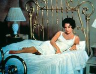Elizabeth Taylor's simple white slip in Cat On A Hot Tin Roof, 1958